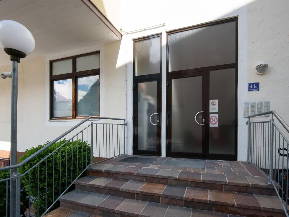 Apartment Bergblick Anna In Kaprun With Balcony Exteriör bild