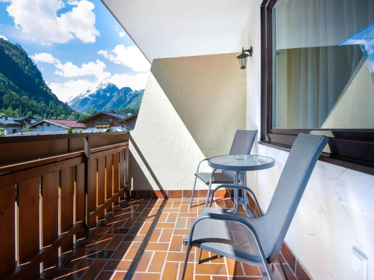 Apartment Bergblick Anna In Kaprun With Balcony Exteriör bild