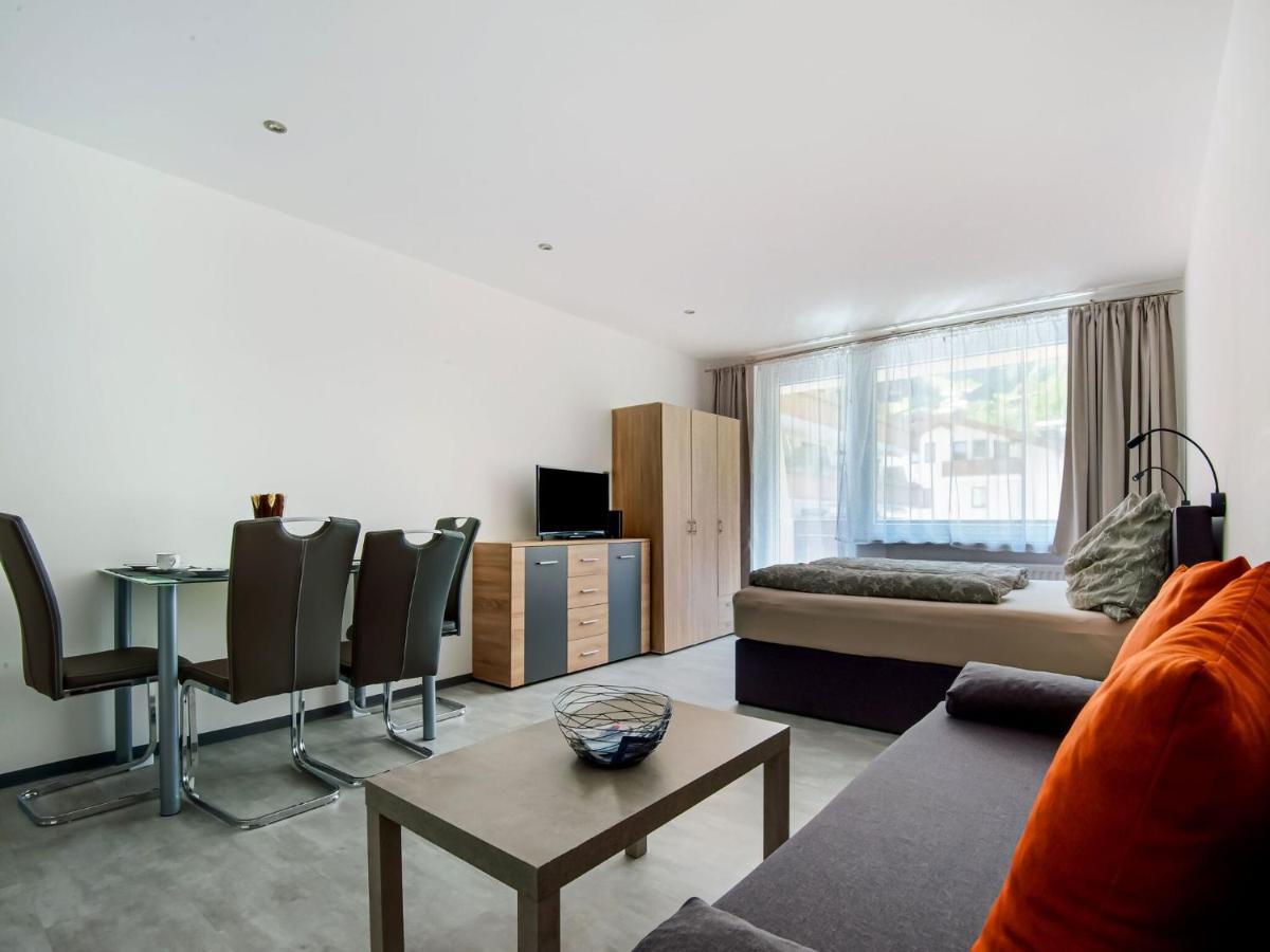Apartment Bergblick Anna In Kaprun With Balcony Exteriör bild